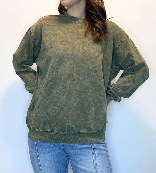 Vintage Washed Sweatshirt-Olive